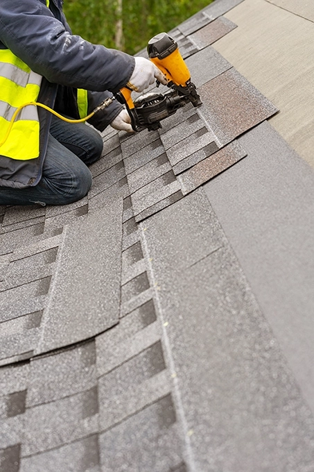 roofing repair of asphalt shingles in Roseville ohio